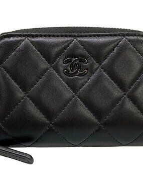 CHANEL Matelasse Black Lambskin Coin Case